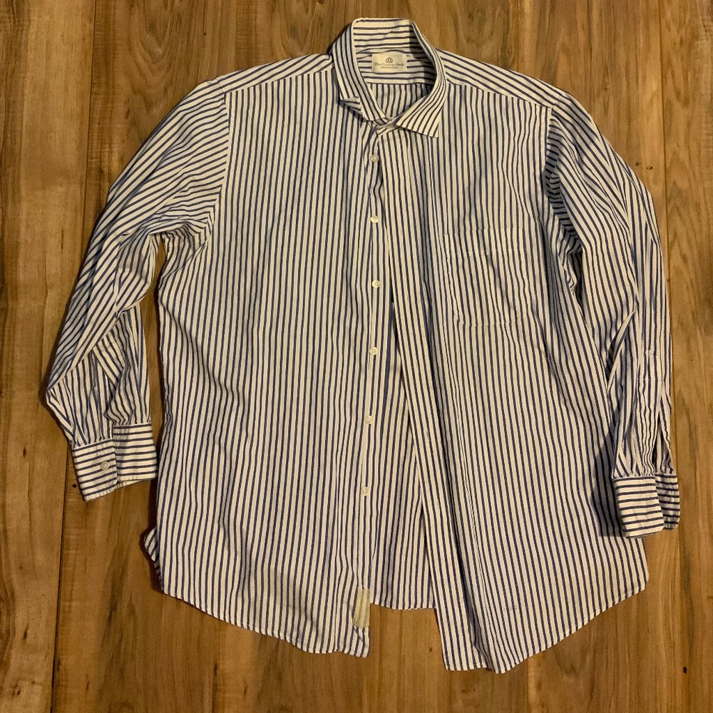 The custom shop XL blue striped button down